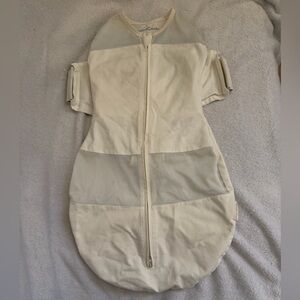 Ivory Snoo Sack (Medium 12-18 lbs)